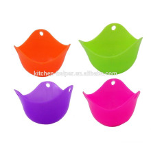 Highly welcomed colorful silicone egg poacher